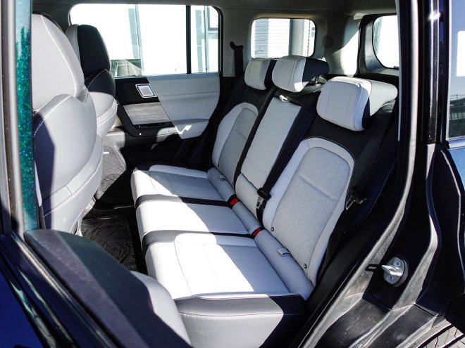 Test drive iCAR 03 with 8+X all-road driving mode
