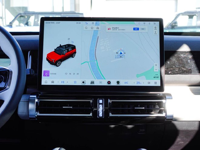 Test drive iCAR 03 with 8+X all-road driving mode